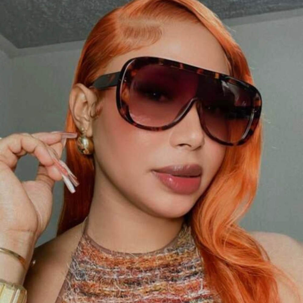Tortoise aviator sunglasses